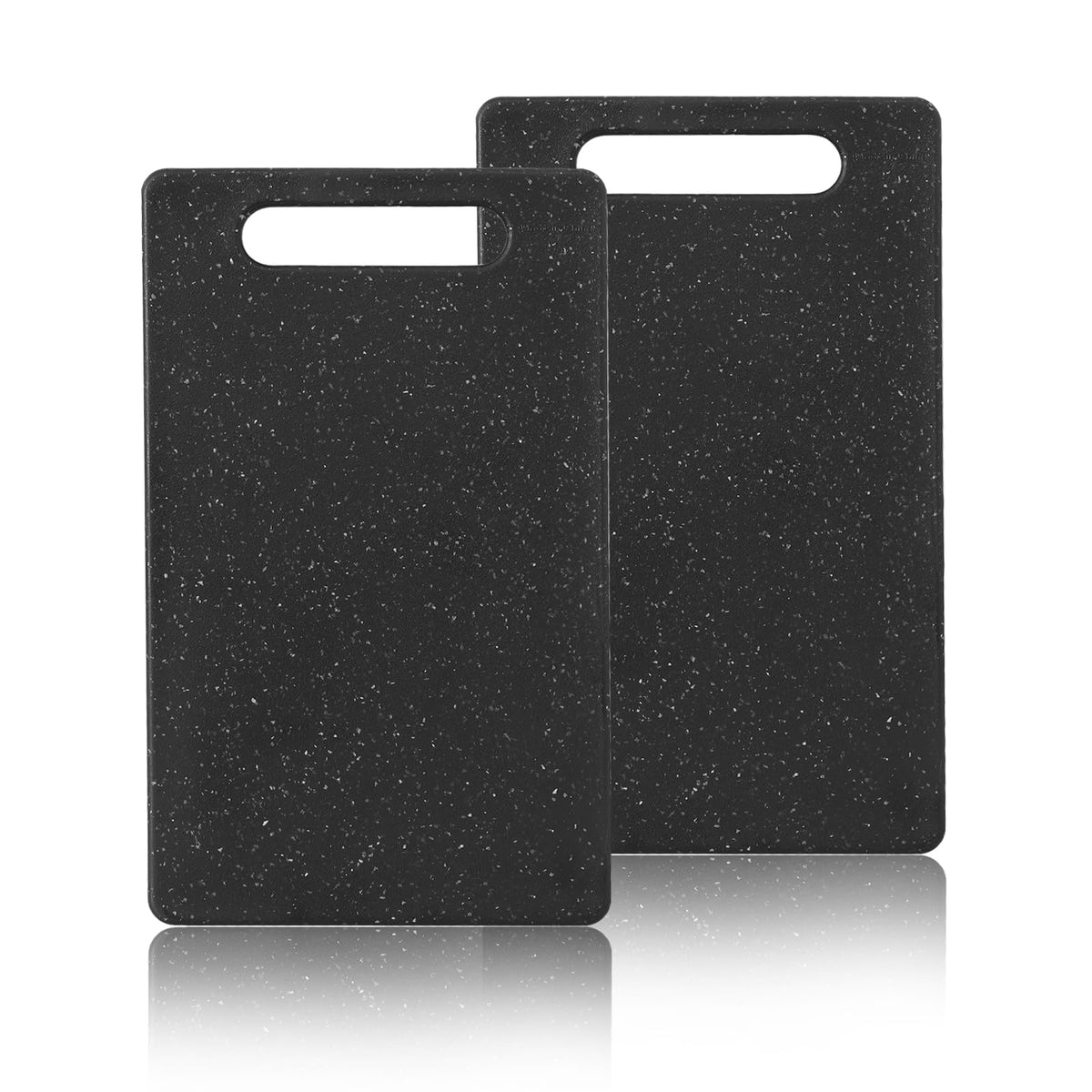 2 Pcs mini plastic cutting boards for the kitchen, in granite color, are suitable for food preparation, fruit and vegetable cutting.They feature an easy-to-hold design （6" x 10"，White+Black)